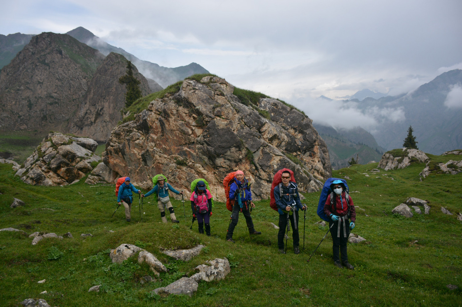 行者无疆-6月乌孙，漂洋过海为圣湖，翻山越岭因初心