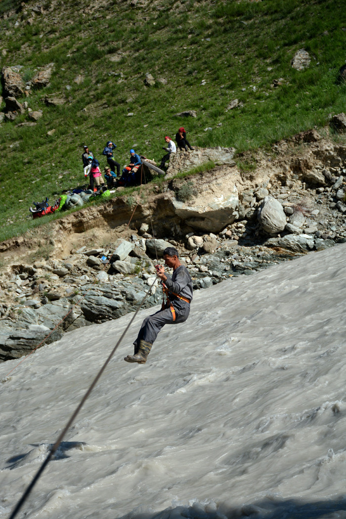 行者无疆-6月乌孙，漂洋过海为圣湖，翻山越岭因初心