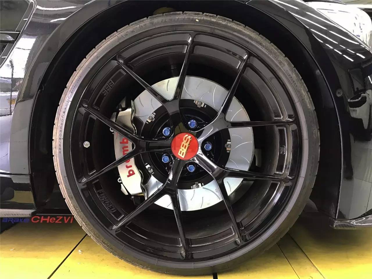 「资讯」驯服一辆车，首先要有一副好“鲍鱼”！