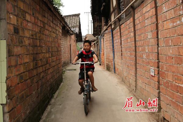 青神汉阳:记得住乡愁的村落影像