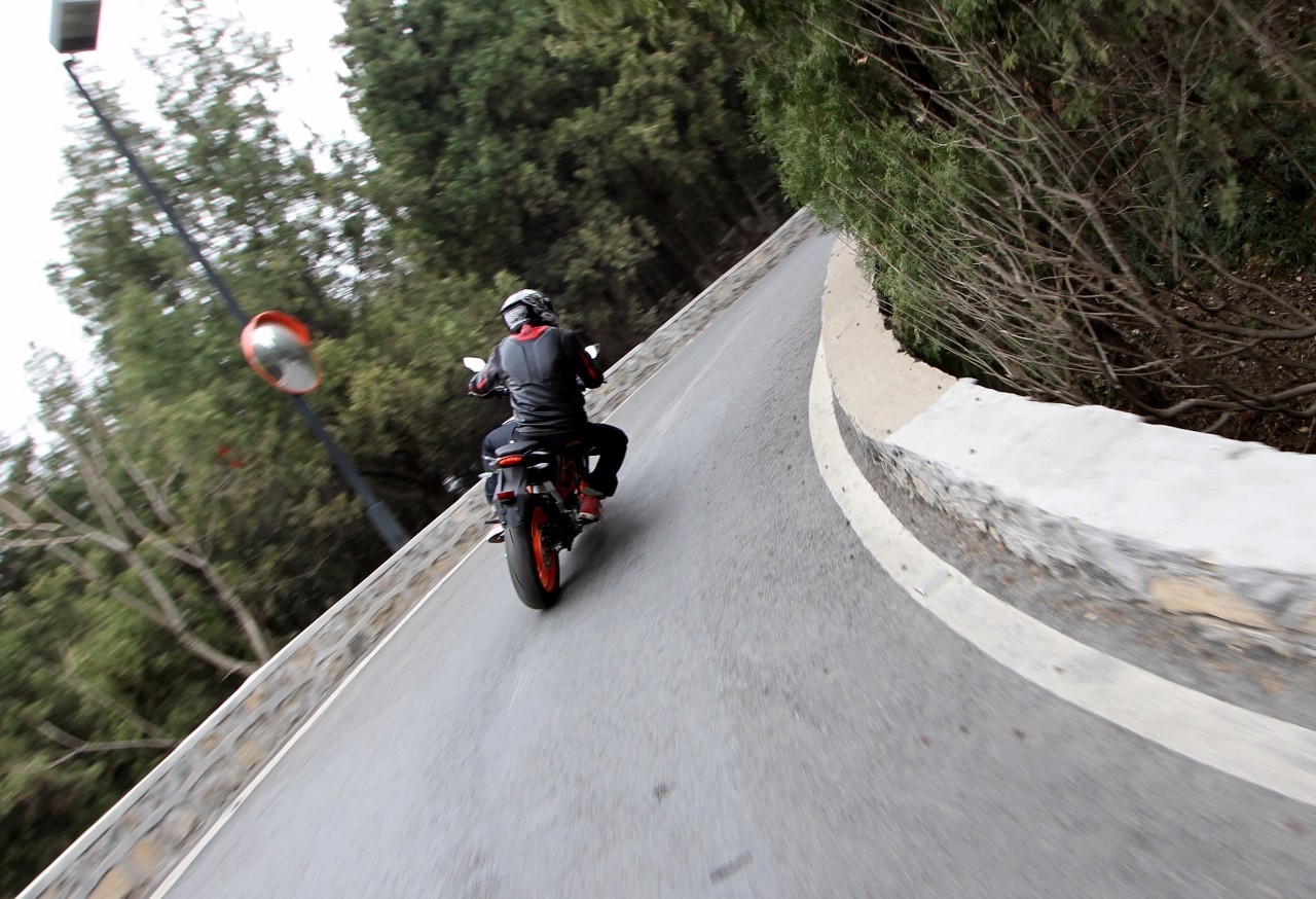 关键时刻——摩行意外发生时的自救举措