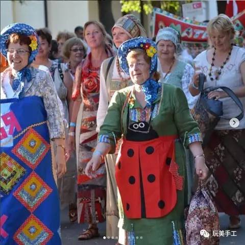 涓浗浼犵粺鎷煎竷鑹烘湳鏈嶈,鍥藉鎷煎竷鏈嶈
