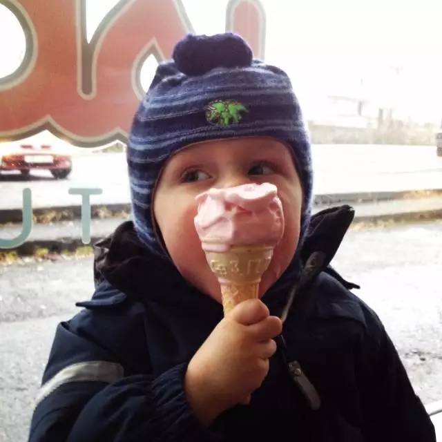 夏天必吃海盐绵绵冰甜品推荐,来冰岛一天吃什么