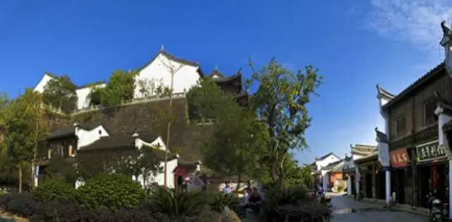 1982年国务院第一批文化名城,国务院公布135座历史文化名城