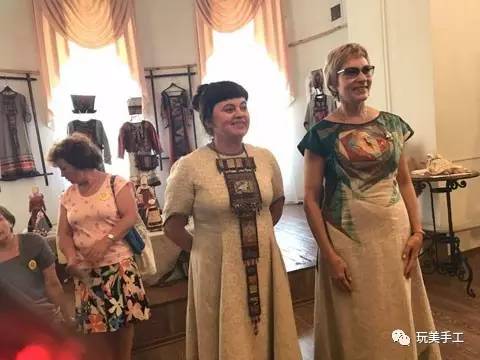 涓浗浼犵粺鎷煎竷鑹烘湳鏈嶈,鍥藉鎷煎竷鏈嶈