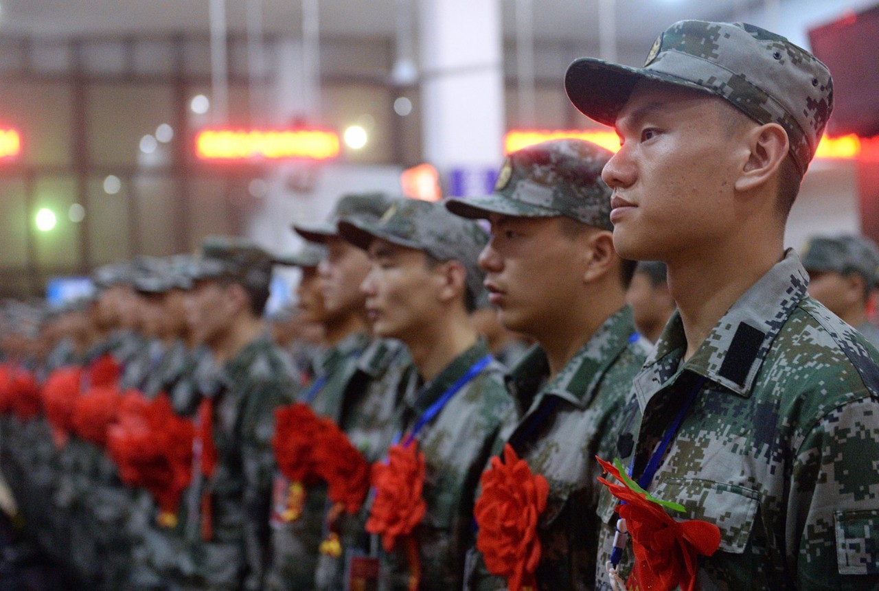 军队廉洁的漫画,部队清正廉洁漫画