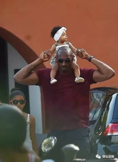 天下没有不散的筵席再次相见,天下没有不散的宴席再见已是无期