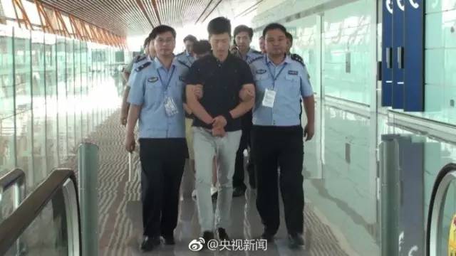 心塞｜23吨化妆品假货被查、130万人中招！你网购的韩妆可能都来自这里……