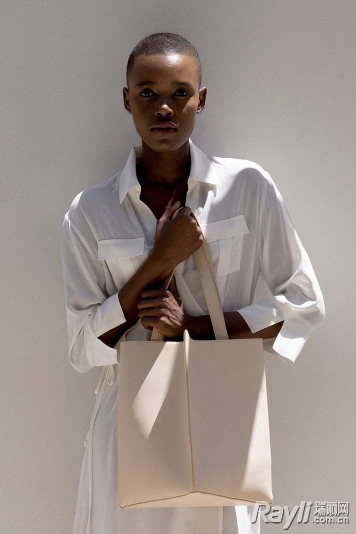 七夕一定要送女朋友的一款包,又想骗我谈恋爱