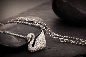 轻奢与质感哪种更吸引人,轻奢品入门推荐