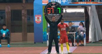 广州富力射手扎哈维,半场战报恒大0-0鲁能