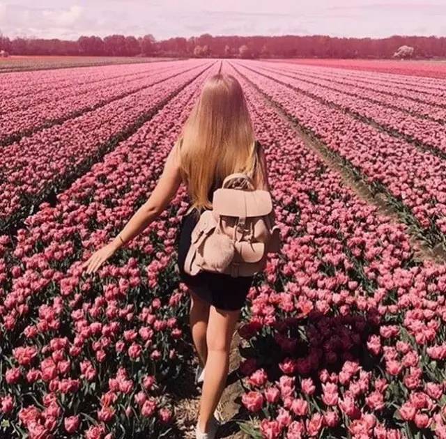 有没有好看的双肩包推荐啊,又好看又舒服的双肩包