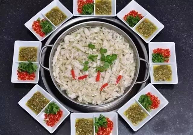 南充吃货最爱的这些公交路线，沿线美食把这条微信都撑爆了！