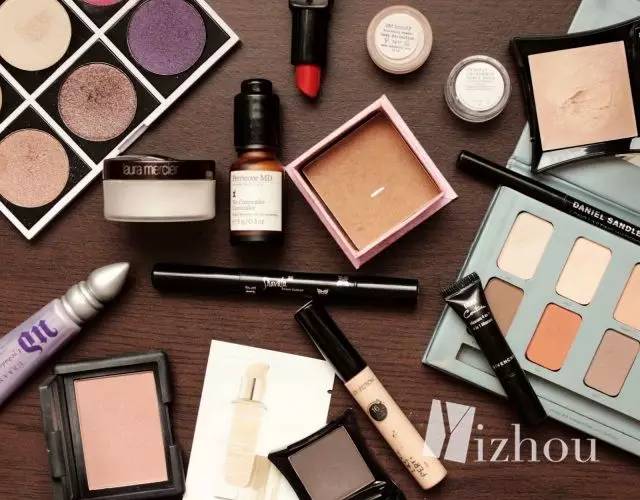 化妆新手入门买什么套装,化妆新手如何入手教程