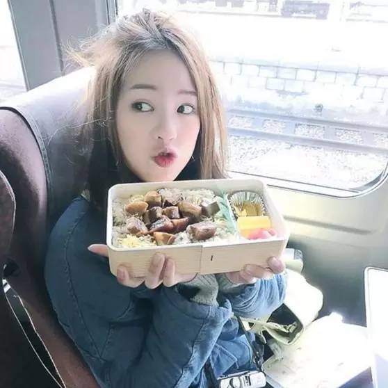 鎬庝箞鎷嶆憚鎾╀汉澶村儚,鐢滅編澶村儚鎷嶆憚鏁欑▼