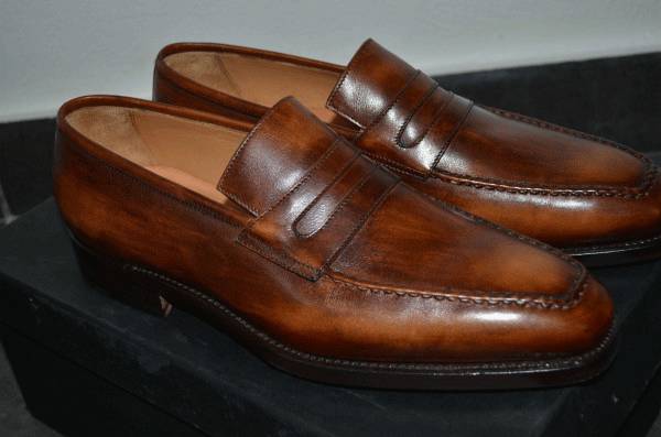 真皮皮鞋一次性处理200元,顶级皮鞋护理视频