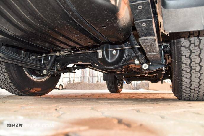 丰田lc76绞盘,lc76绞盘涉水喉