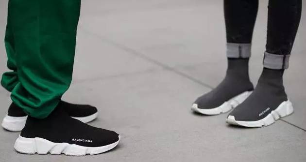 穿巴黎世家的袜子,穿巴黎世家鞋配什么衣服好看