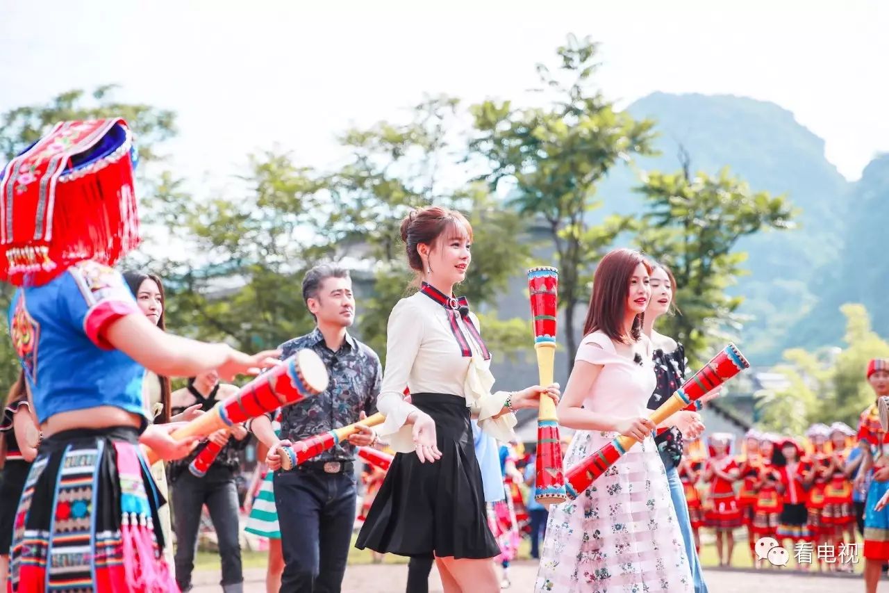 走进中华传统优秀文化,深入感受文化