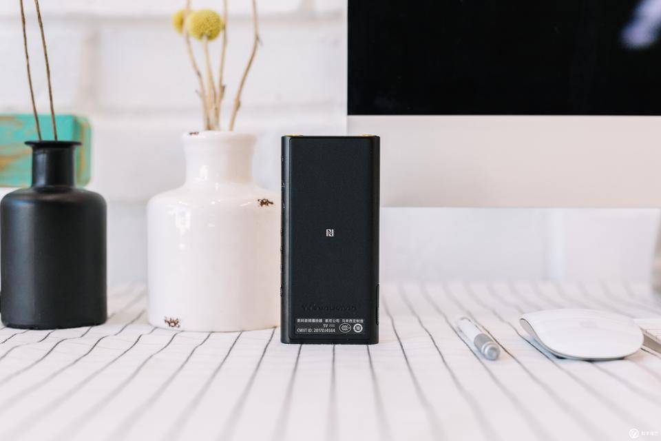 索尼nw-a306和zx300a哪个好,索尼walkmannw-e393