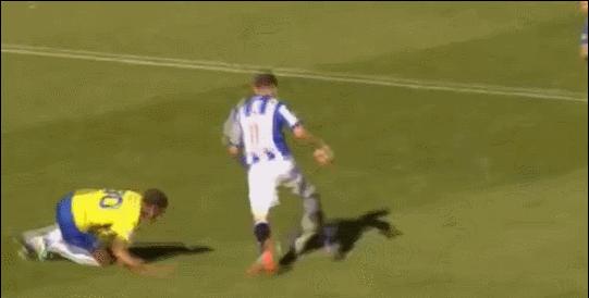 海伦芬赛季首胜 (拜仁锋线小将海伦芬)