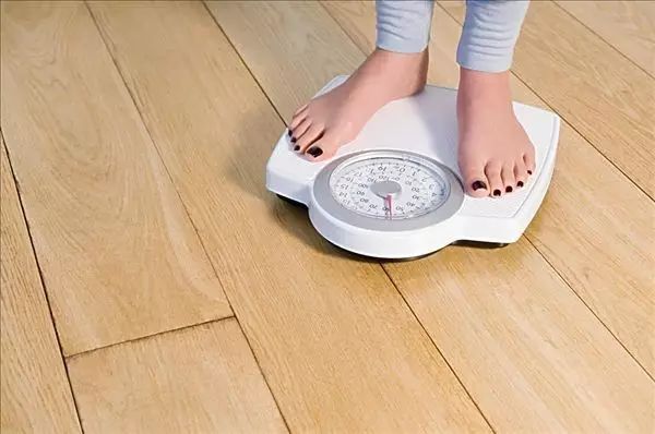 原来“脑出血”离你这么近！网友亲述血管崩溃经历，最后拿到病危通知书……