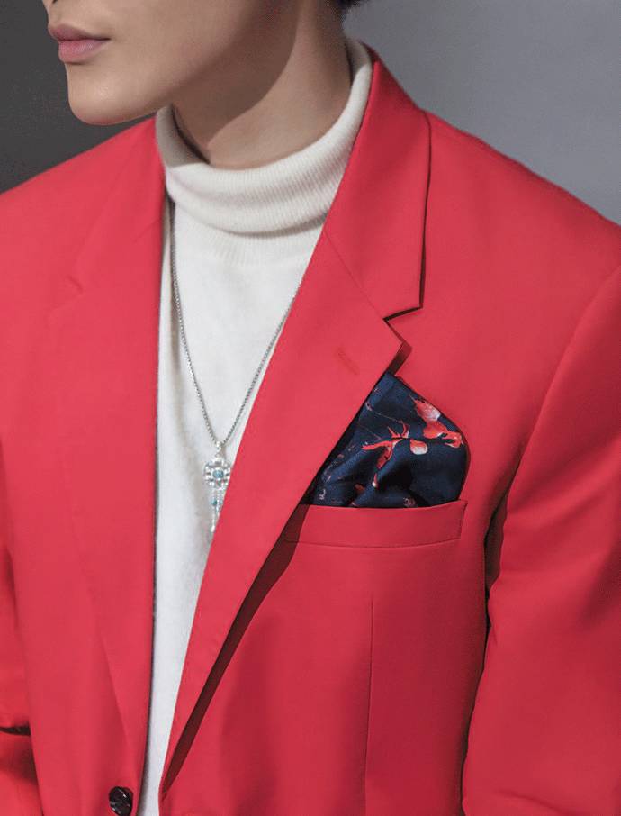 时装大片主视觉,正装写真服装