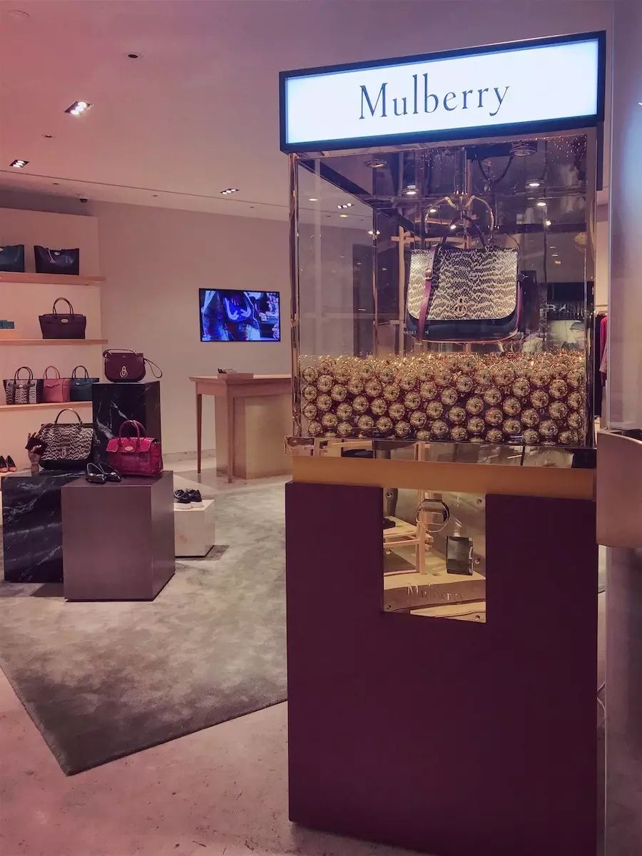 这些中国「别的地方没得卖」的时髦货|都在这个商场里!