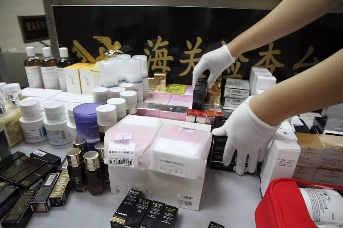 韩国旅游回来带什么东西,韩国旅游带多少东西回来