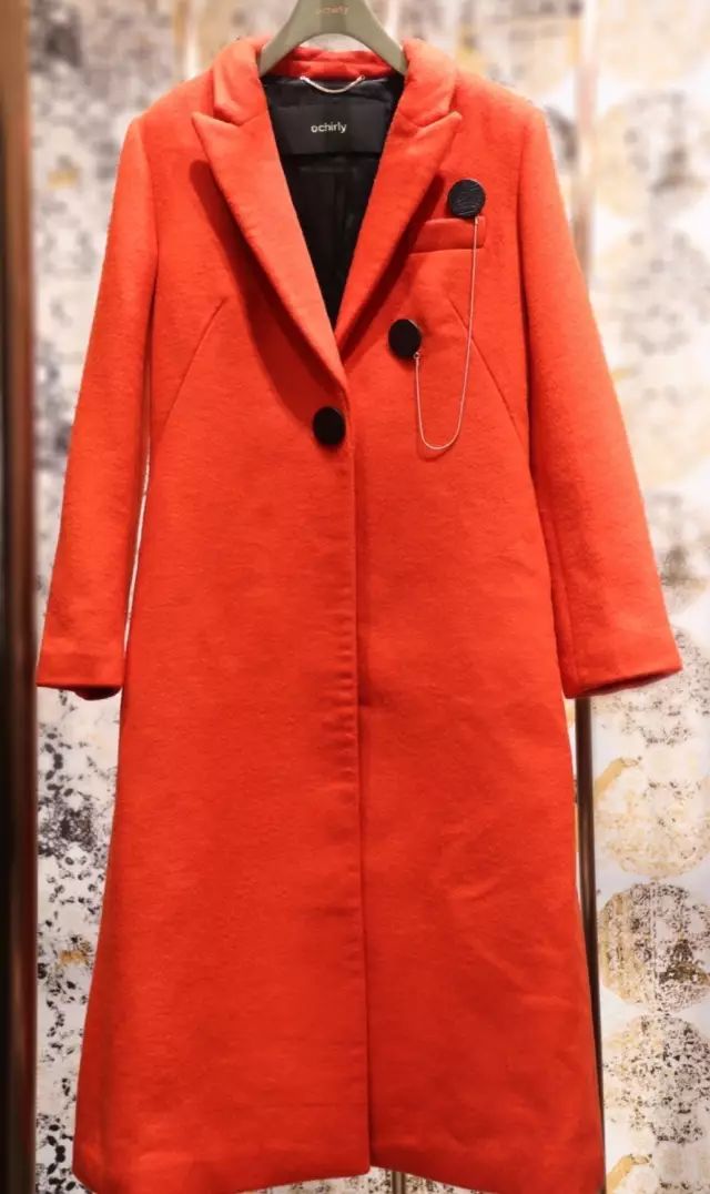 100元帮你搞定一套秋装,花一件衣服的钱穿两件衣服