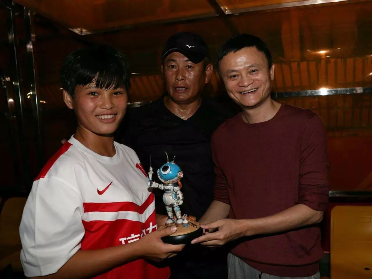 马云给中国女足的承诺,马云表示女足决赛