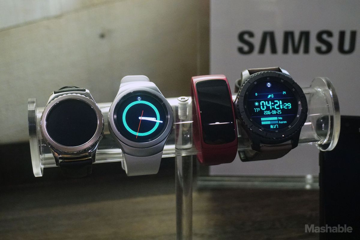 三星gears3手表功能运动版,三星gears3智能手表运动