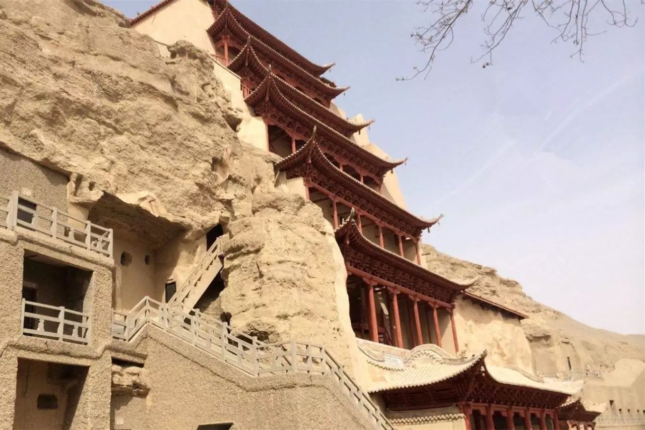 出行时注意避开这些拥堵危险路段,青岛清明避堵出游指南