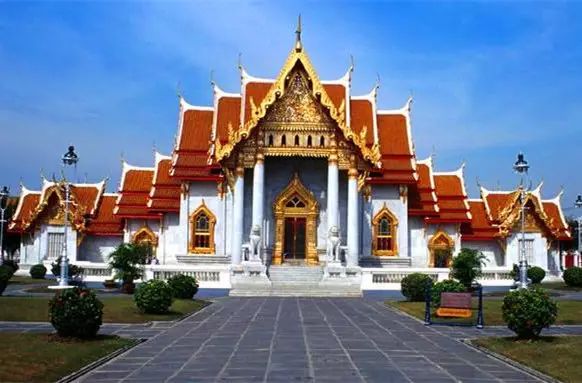 出行时注意避开这些拥堵危险路段,青岛清明避堵出游指南