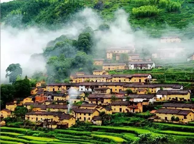 3天2夜!秋日带你去这座绝美山城体验不一样的“慢旅行”!