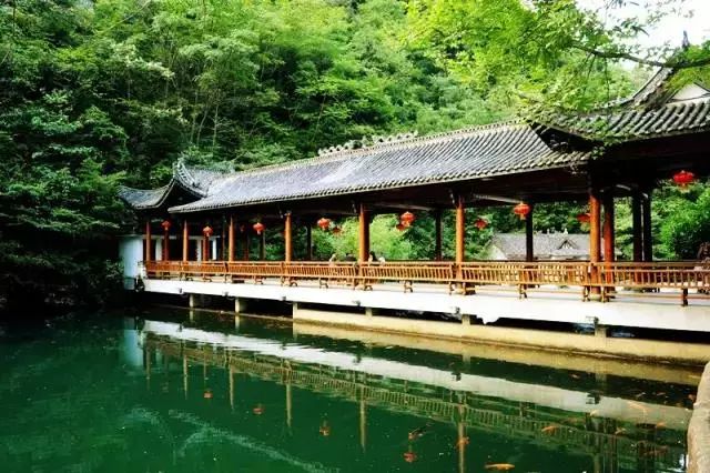 3天2夜！秋日带你去这座绝美山城体验不一样的“慢旅行”！