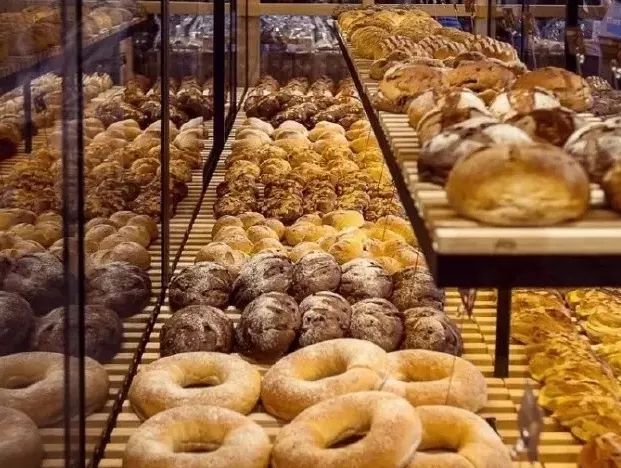 看看这个欧包月入百万的“调性”,一言不合就长见识了!