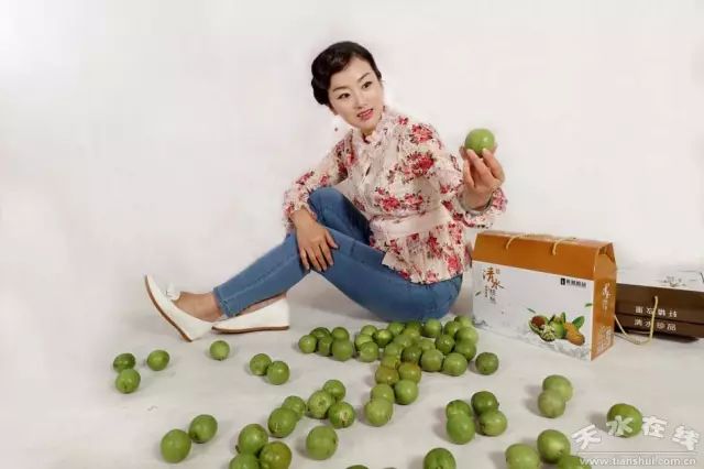 天水市委常委、副市长李晓东:我家门前清水流,漫山遍野鲜核桃!