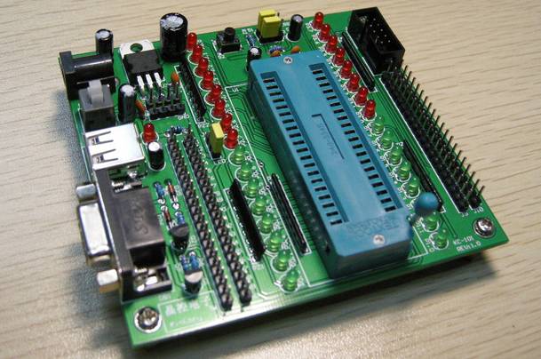 计算机组成原理如何选择芯片,单片机做简易计算器硬件原理