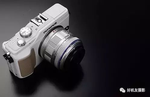 微单单反到底哪个更适合摄影新手,24款微单和单反相机推荐