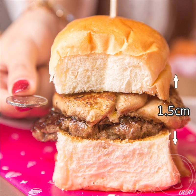 一个汉堡吃出两个螃蟹,大闸蟹汉堡