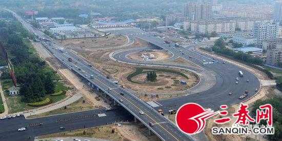 灞辨按涓轰即浜竴浠戒埂閲庣殑鑷劧瀹侀潤,灞辨按鐩镐即缇庢枃