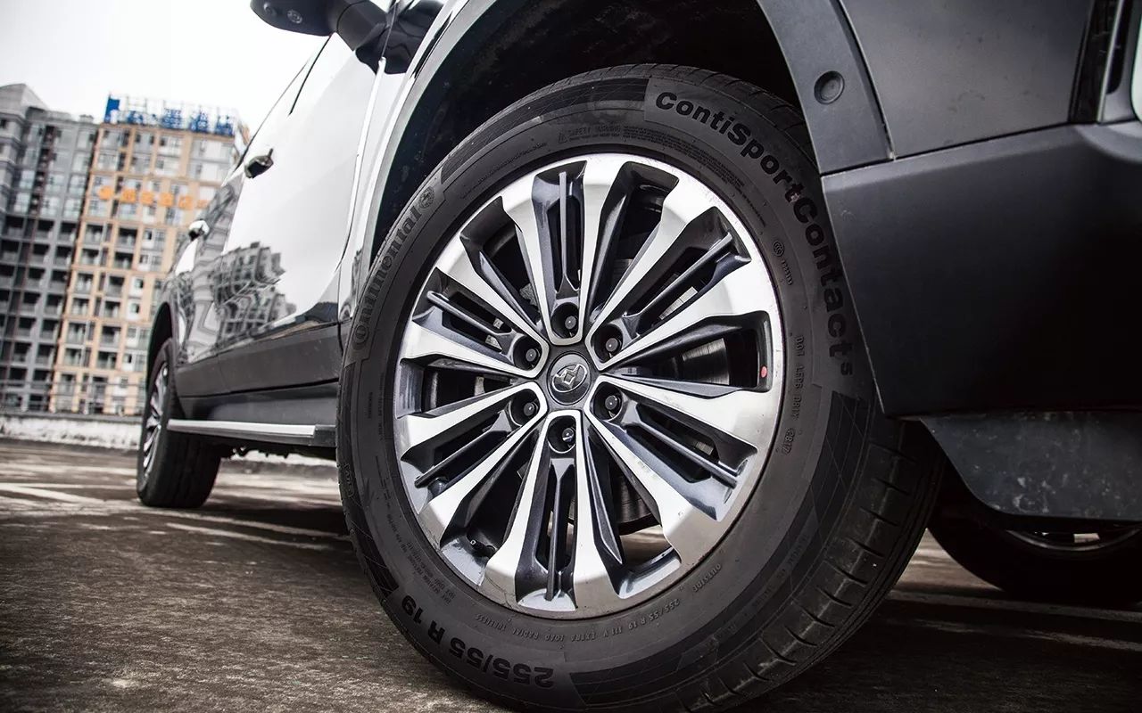 大通d90试驾视频皮卡越野版,试驾上汽大通maxusd90