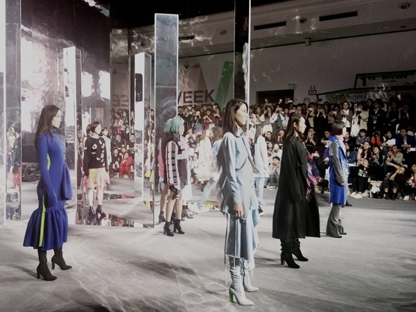 lesportsac乐播诗燕莎奥特莱斯店,lesportsac乐播诗双肩包斑马纹