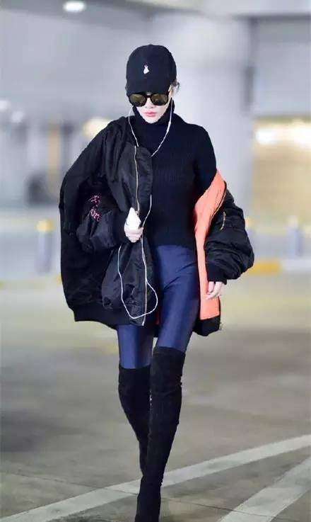 鏄庢槦绌挎惌鏃跺皻楂樼骇鎰熺窘缁掓湇,鏄庢槦绌挎惌缇界粧鏈嶆椂灏氶珮绾ф劅