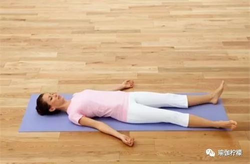 瑜伽解决生理期疼痛,生理期可以练空中瑜伽吗
