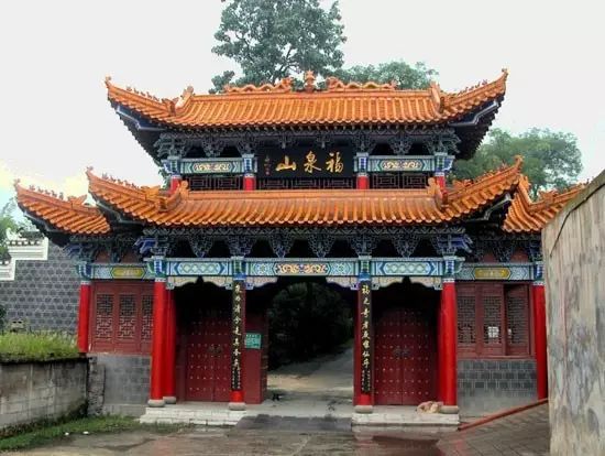 贵阳爬山看风景,贵阳有座望日坡登高赏秋好去处