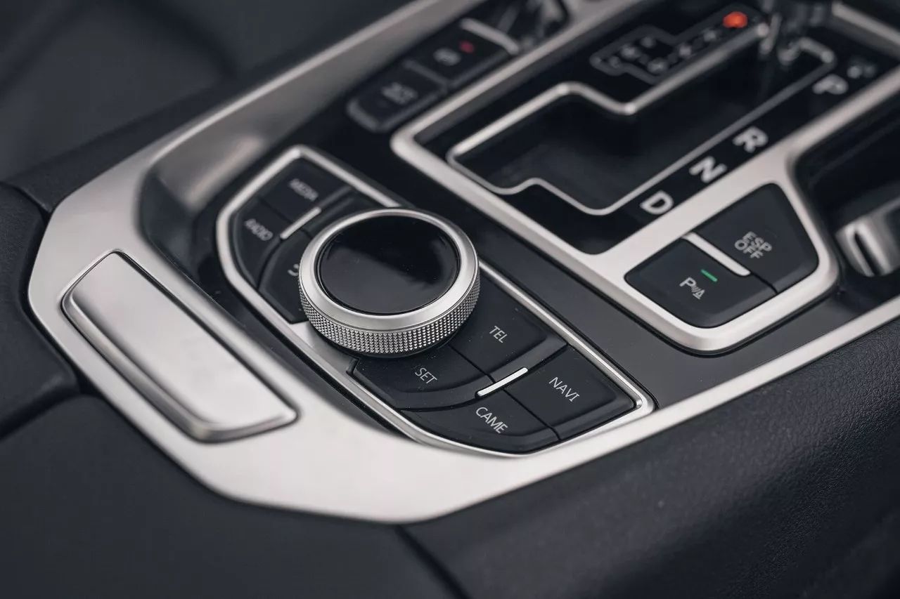 继往开来首发,吉利博瑞2017款2.4l试驾视频