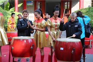 泉城杯校园足球初中组,校园足球遇见强队