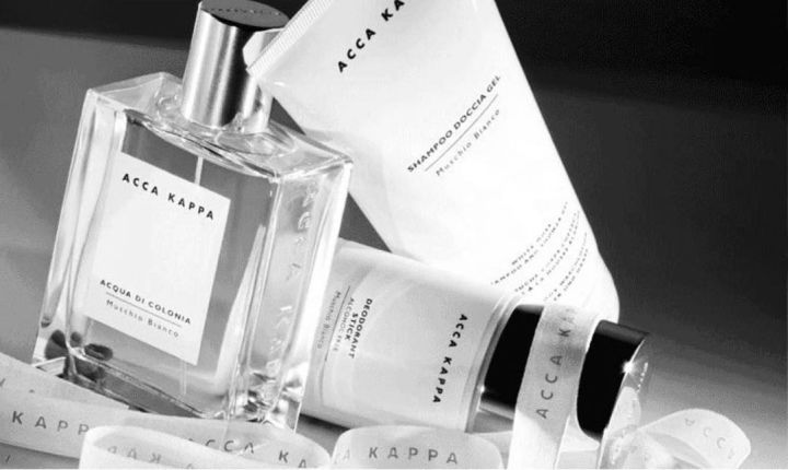 好痒啊！我除了能给你一个痒痒挠，还能给你一瓶身体乳！